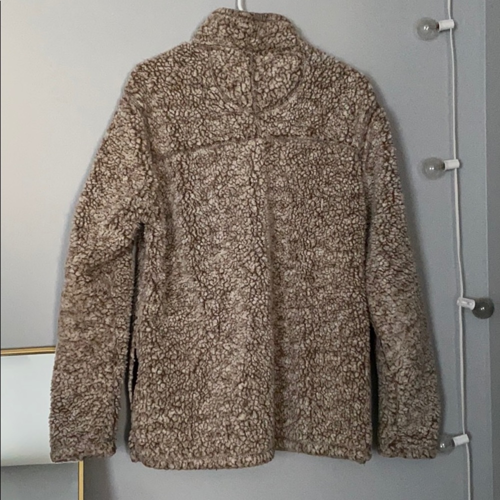 Grizzly Sherpa - Picture 2 of 3